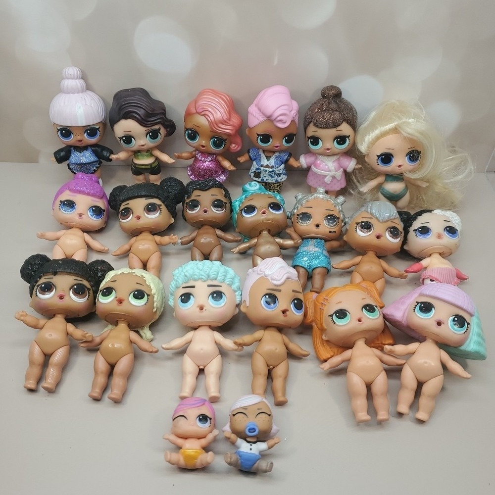 Large LOL SURPRISE Lot Of 21 Dolls & Babies